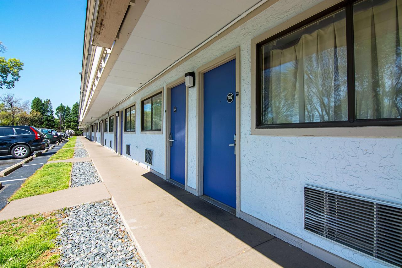 Motel 6-Charlotte, Nc - Airport ภายนอก รูปภาพ